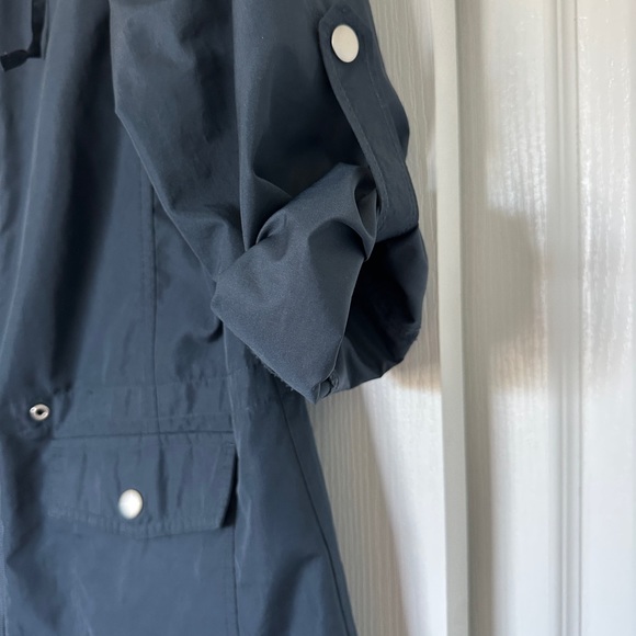 Women’s Bass Blue raincoat size small - Picture 4 of 6